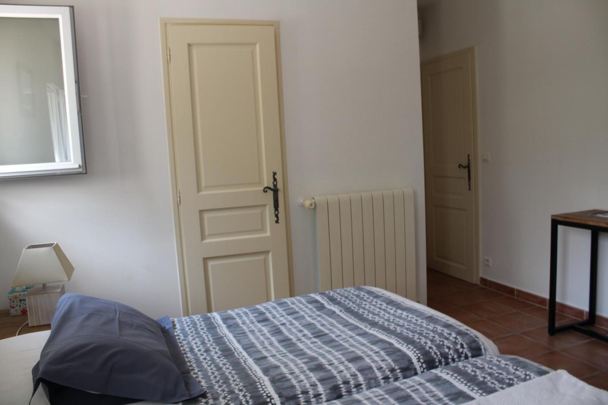 Bed and Breakfast Bastide Saint Bernard Le Thoronet Exterior foto