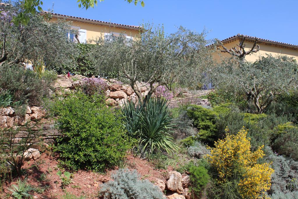 Bed and Breakfast Bastide Saint Bernard Le Thoronet Exterior foto