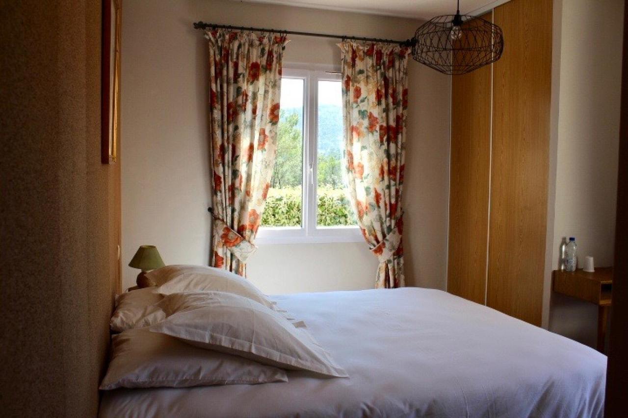 Bed and Breakfast Bastide Saint Bernard Le Thoronet Exterior foto