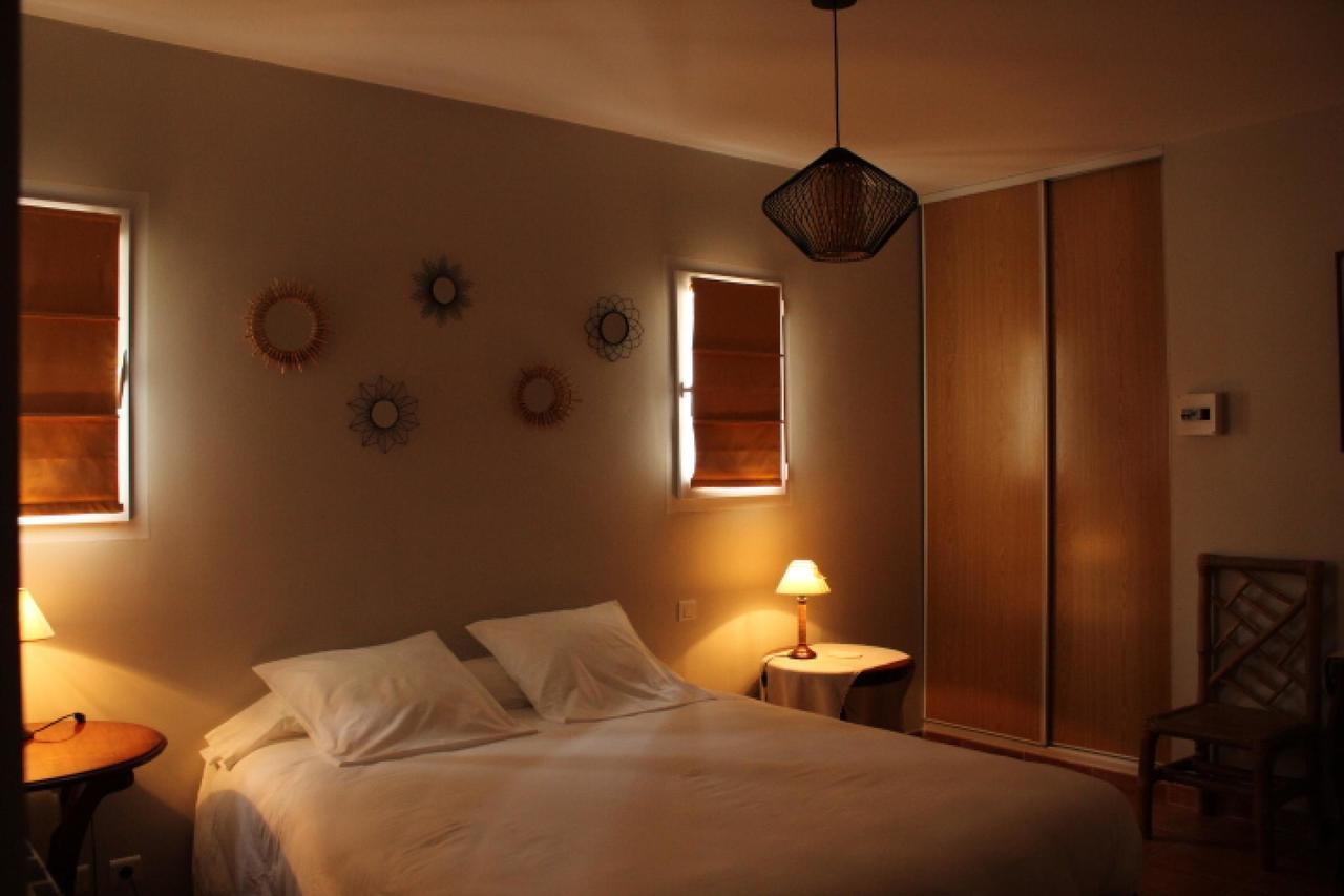 Bed and Breakfast Bastide Saint Bernard Le Thoronet Exterior foto